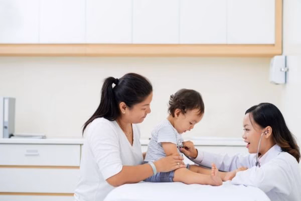 Chăm sóc trẻ em bị ung thư máu