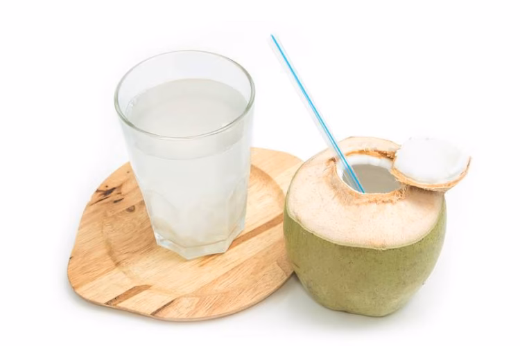 nước dừa cho bn ung bướu